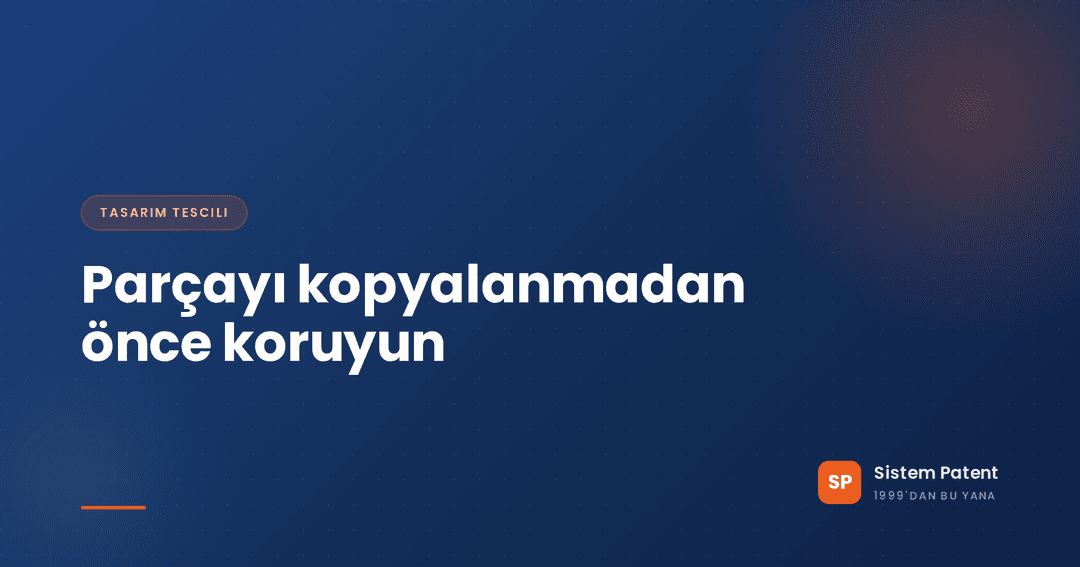 Bir koleksiyona ait imza niteliğindeki yüzük, kolye ucu ve bilekliğin mücevher tasarımı korumasını temsilen nötr zeminde fotoğraflanması